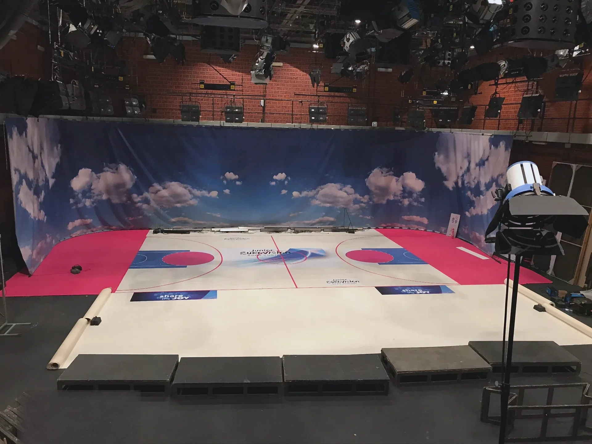 Wielkoformatowy druk podłogowy Junior Eurovision Song Contest