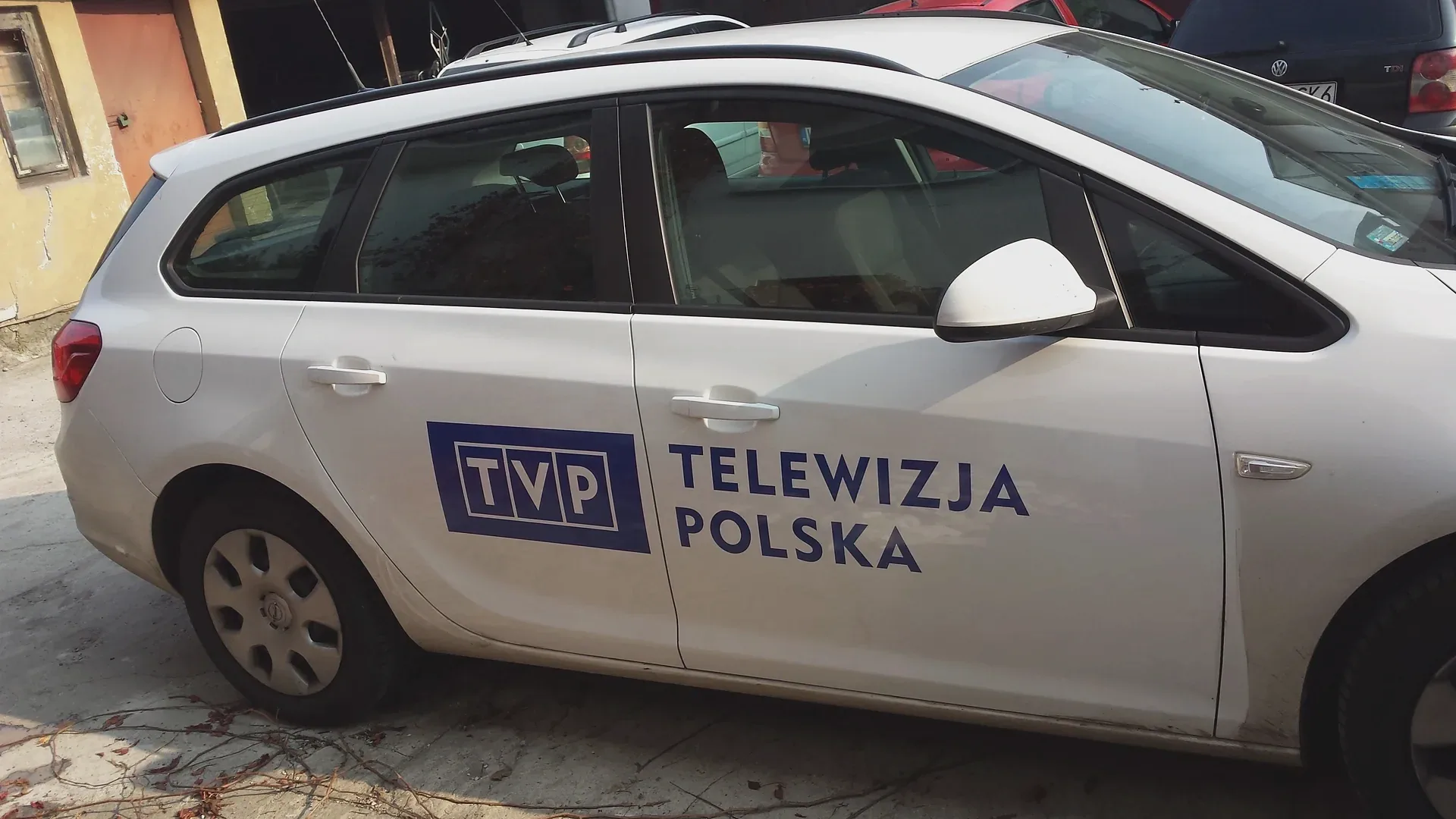 Oznakowanie samochodu TVP
