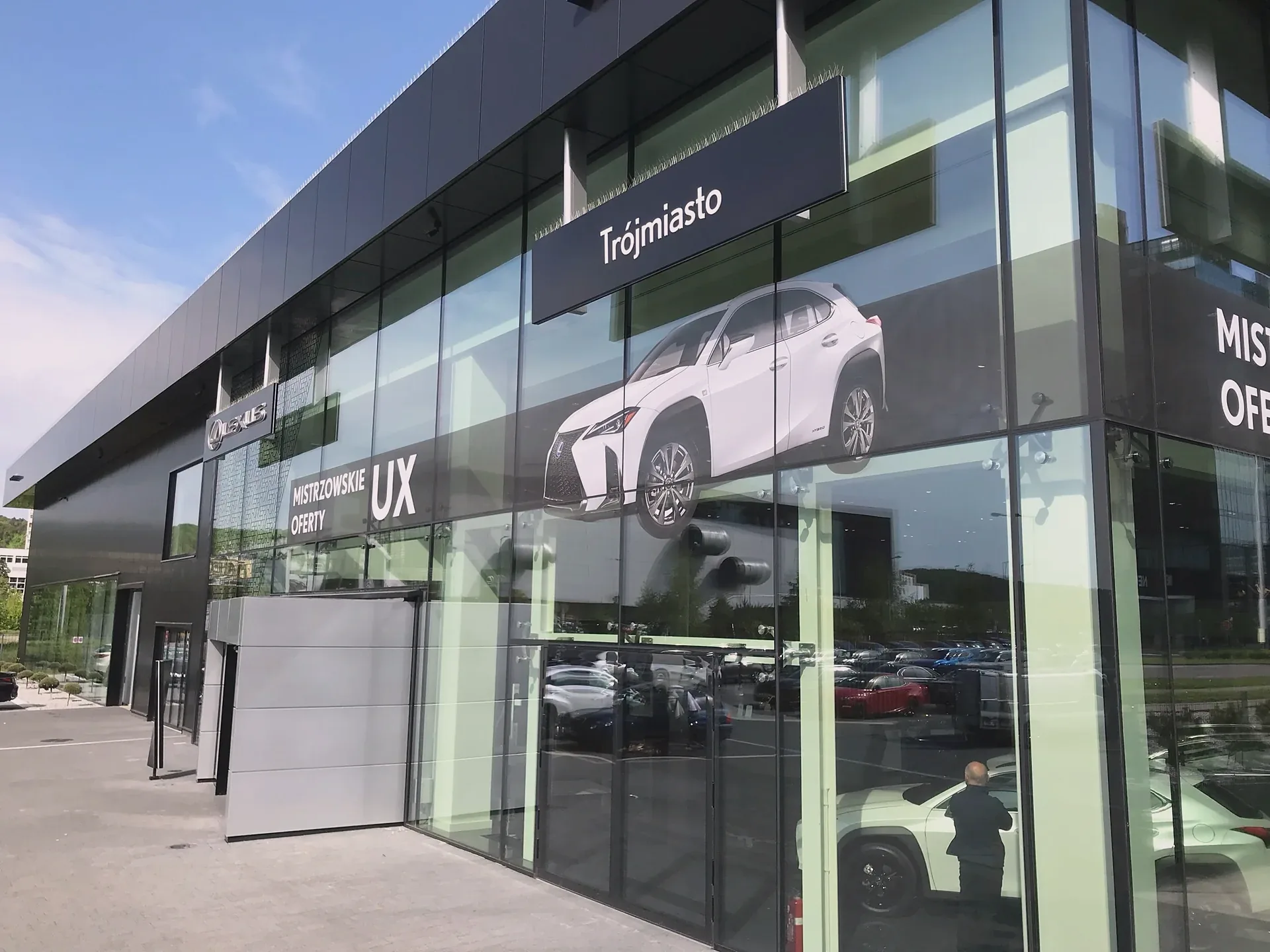 Branding salonu Lexus