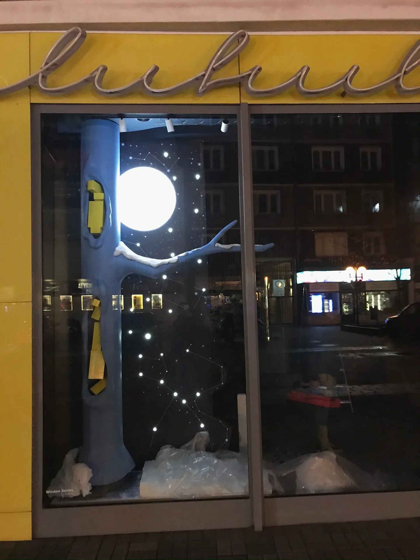 Dekoracja witryny cukierni Lukullus