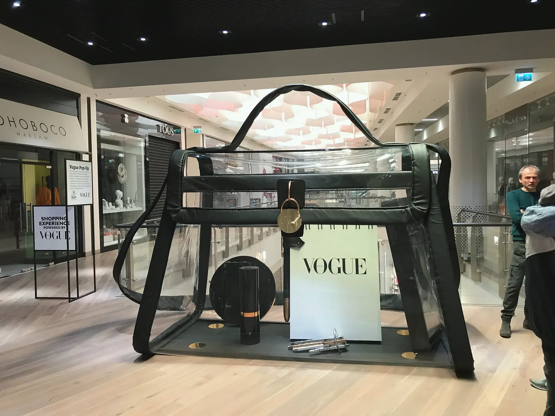Zabudowa ekspozycyjna Vogue